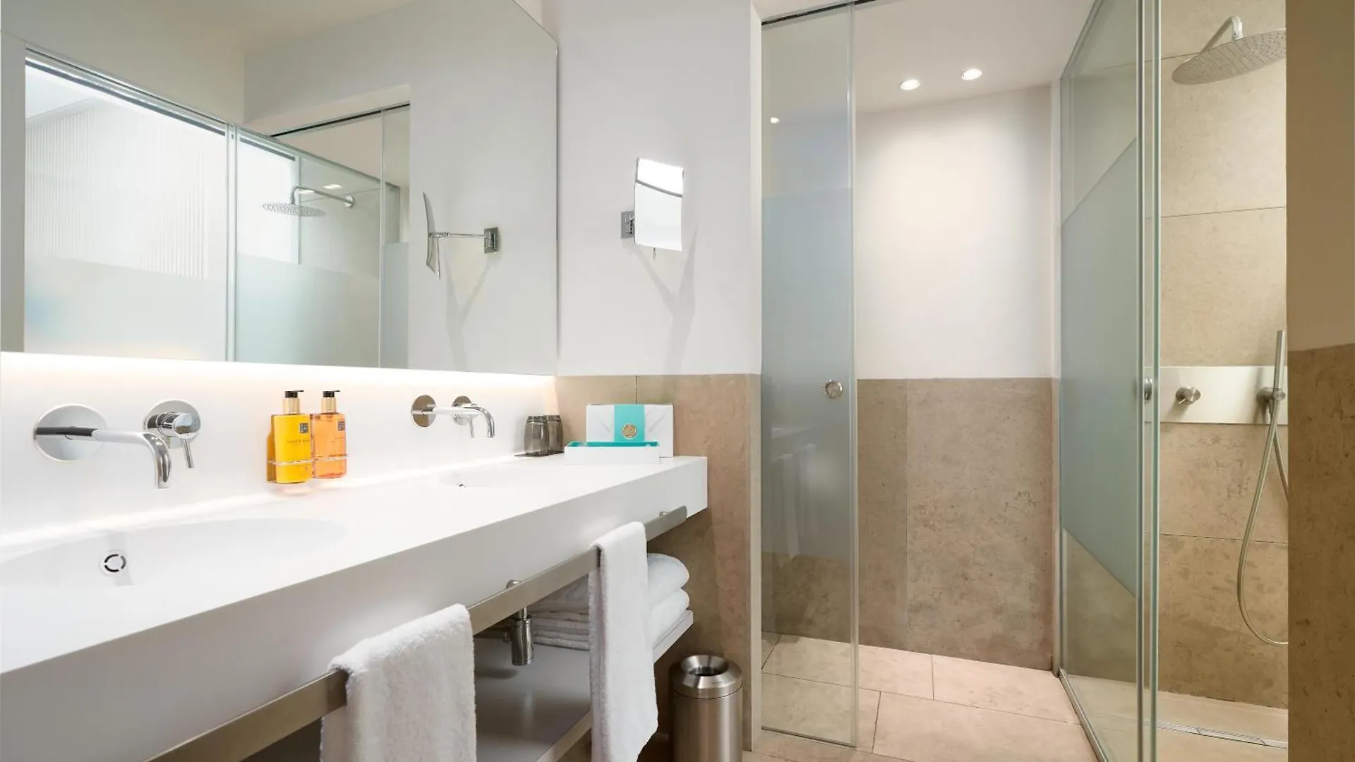Hotel Kivir Seville