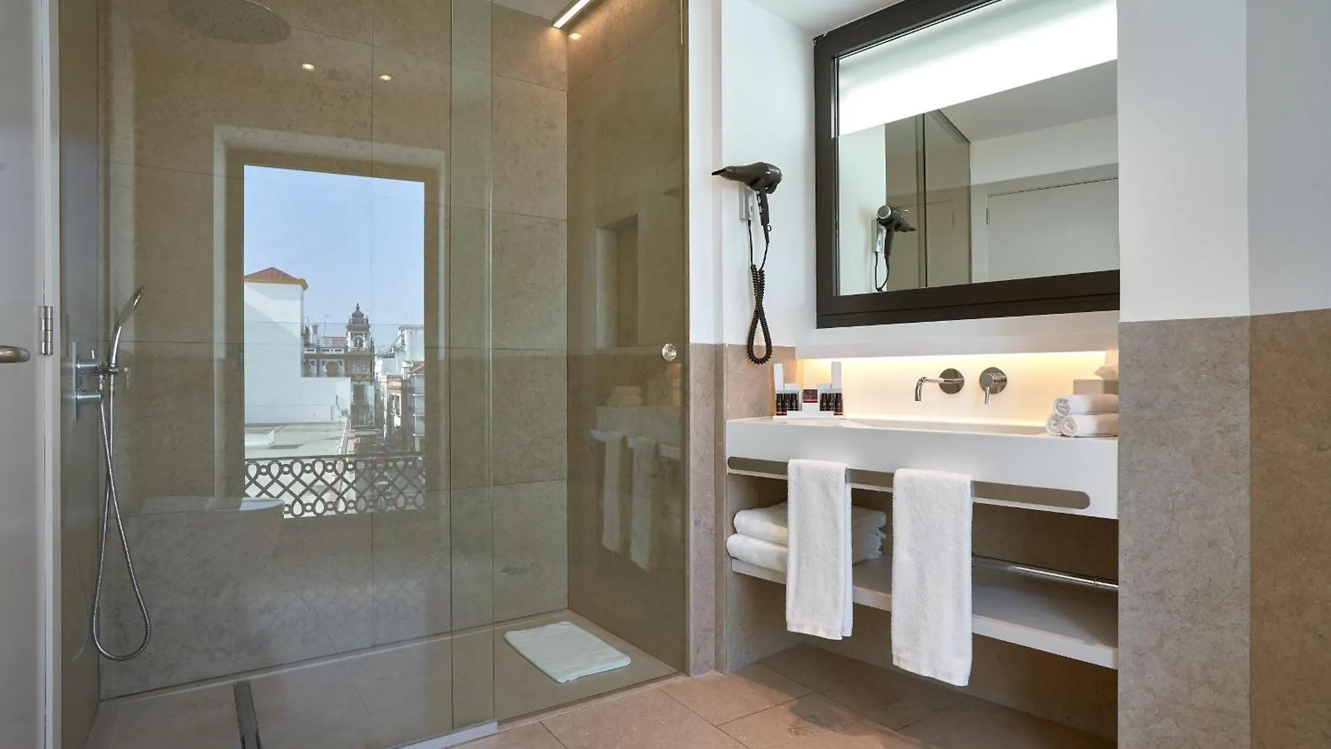 Hotel Kivir Seville 4*,  Spain